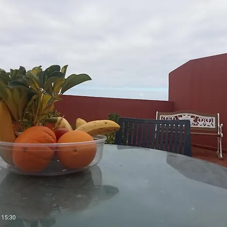 Vakantiehuis Stunning 2-bed House In Puerto de la Cruz (Tenerife)