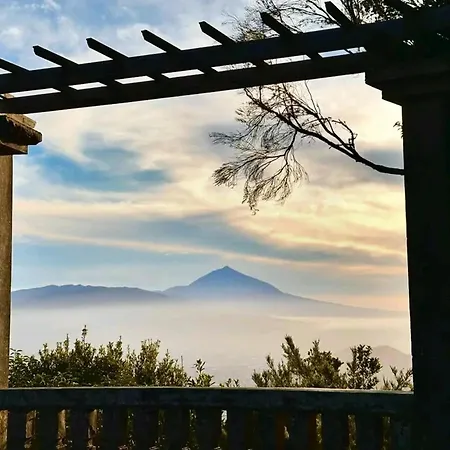 Vakantiehuis Stunning 2-bed House In Puerto de la Cruz (Tenerife)