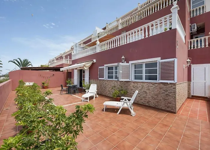 2-bed House Sleeps 4 With Free Parking Semesterbostad